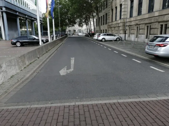 Fußweg auf der Thomasstraße