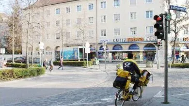 Rechtsabbiegen für Fahrräder an roter Ampel